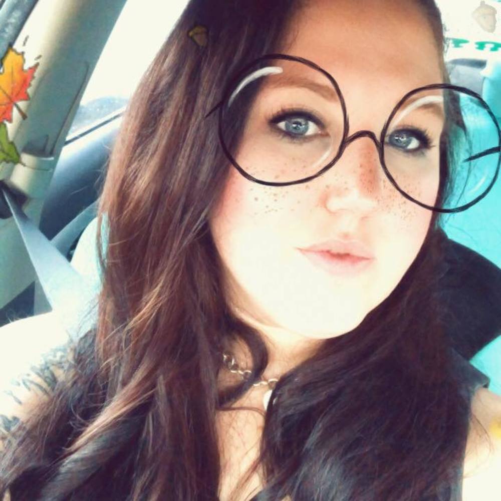 Meet your Posher, Amanda